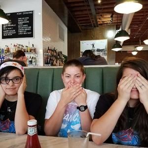 Meet your Posher, Chelsey